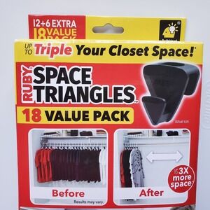 New in Box RUBY Space Triangles AS-SEEN-ON-TV Closet Hangar Organizer 3X Space